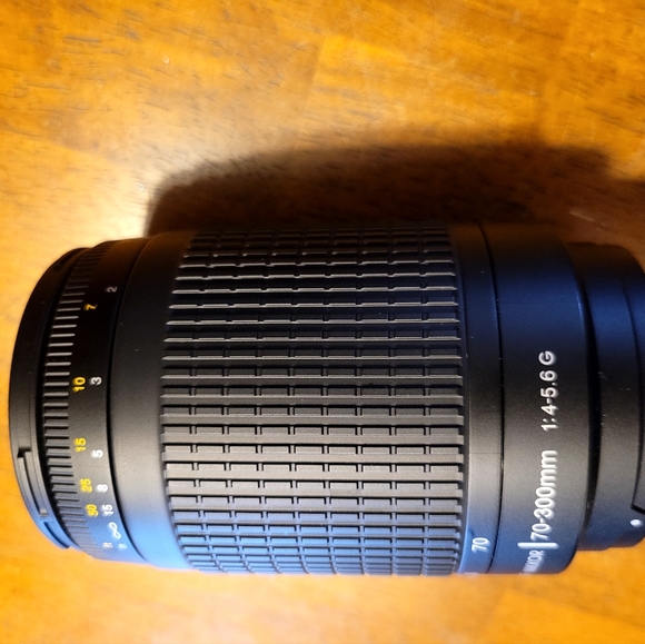Nikon AF Nikkor manual lens - Picture 3 of 6